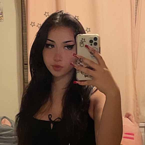 elizabeth_caine